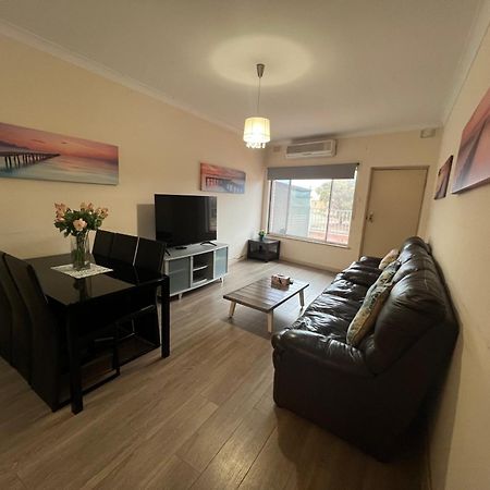 Beach Side Holiday Unit Apartment Port Adelaide Exterior photo